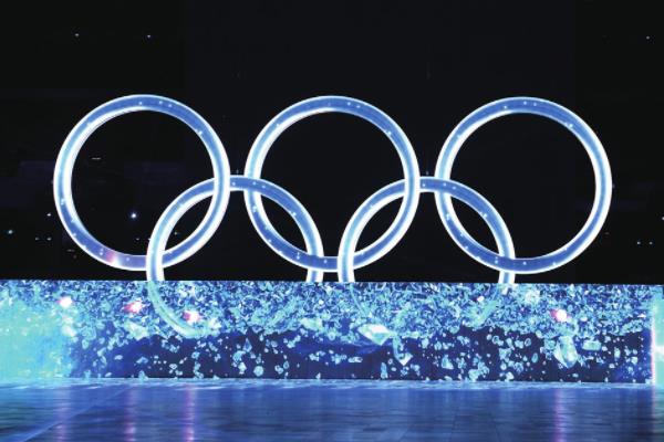 張藝謀用兩個(gè)“非?！笨偨Y(jié)開幕式 北京冬奧會(huì)開幕式呈現(xiàn)三大主題