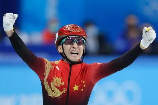 武大靖奪冠后哭了說非常解氣 武大靖是什么項目的運動員 武大靖奪冠后哭了說非常解氣 武大靖是什么項目的運動員