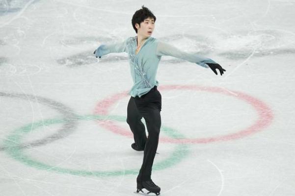 金博洋演繹臥虎藏龍 花樣滑冰的冰場是什么材質(zhì)的 金博洋演繹臥虎藏龍 花樣滑冰的冰場是什么材質(zhì)的