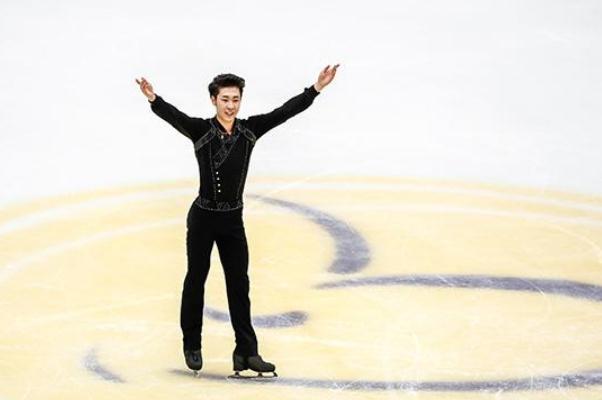 金博洋演繹臥虎藏龍 花樣滑冰的冰場是什么材質(zhì)的 金博洋演繹臥虎藏龍 花樣滑冰的冰場是什么材質(zhì)的