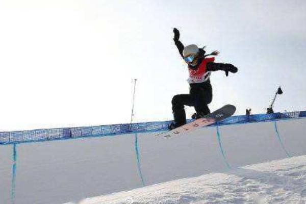 單板U型池蔡雪桐第4克洛伊金衛(wèi)冕 單板滑雪的基本姿勢(shì) 單板U型池蔡雪桐第4克洛伊金衛(wèi)冕 單板滑雪的基本姿勢(shì)