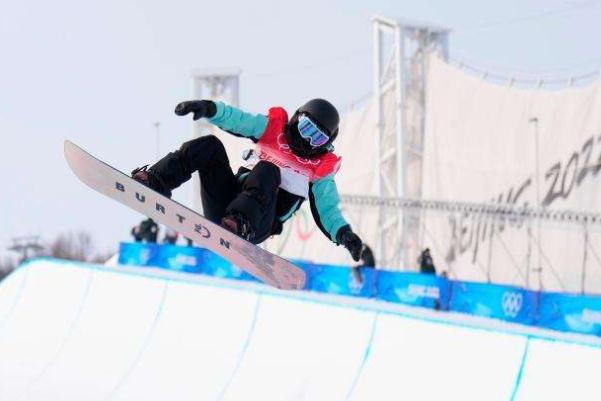 單板U型池蔡雪桐第4克洛伊金衛(wèi)冕 單板滑雪的基本姿勢(shì) 單板U型池蔡雪桐第4克洛伊金衛(wèi)冕 單板滑雪的基本姿勢(shì)