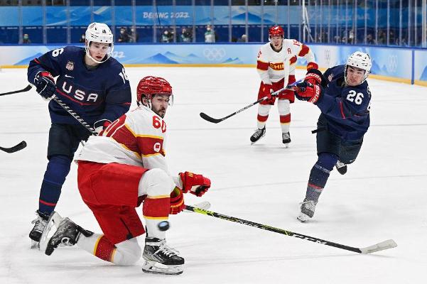 英達(dá)兒子英如鏑今天冬奧會(huì)上場(chǎng) 冰球比賽中每隊(duì)上場(chǎng)幾人 英達(dá)兒子英如鏑今天冬奧會(huì)上場(chǎng) 冰球比賽中每隊(duì)上場(chǎng)幾人