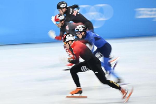 中國短道接力隊驚險晉級決賽 如何看懂短道速滑 中國短道接力隊驚險晉級決賽 如何看懂短道速滑