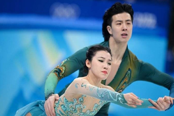 王詩(shī)玥柳鑫宇把中國(guó)風(fēng)穿在身上 花樣滑冰雙人滑是什么 王詩(shī)玥柳鑫宇把中國(guó)風(fēng)穿在身上 花樣滑冰雙人滑是什么