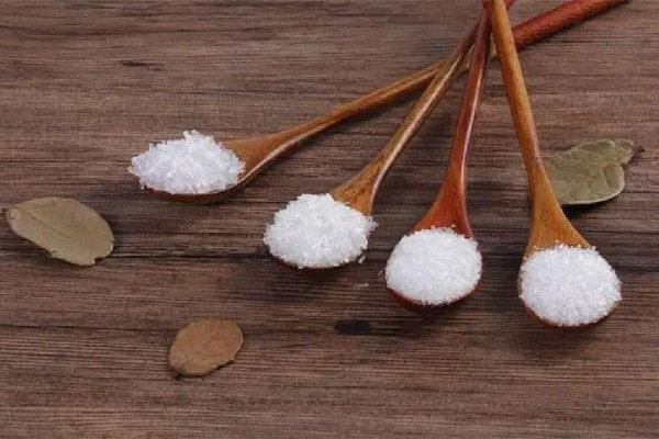 味精和雞精那個(gè)更健康 味精和雞精區(qū)別 味精和雞精那個(gè)更健康 味精和雞精區(qū)別