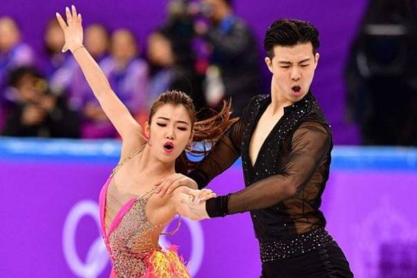 王詩玥柳鑫宇184.42分 雙人花樣滑冰比賽規(guī)則 王詩玥柳鑫宇184.42分 雙人花樣滑冰比賽規(guī)則