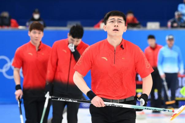 男子冰壺中國6比8不敵美國 冰壺比賽為什么要擦地板 男子冰壺中國6比8不敵美國 冰壺比賽為什么要擦地板