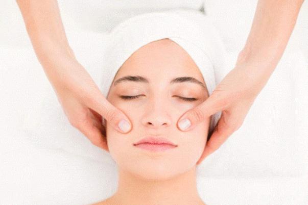 面部排毒的黑東西是啥 面部排毒是什么原理 面部排毒的黑東西是啥 面部排毒是什么原理