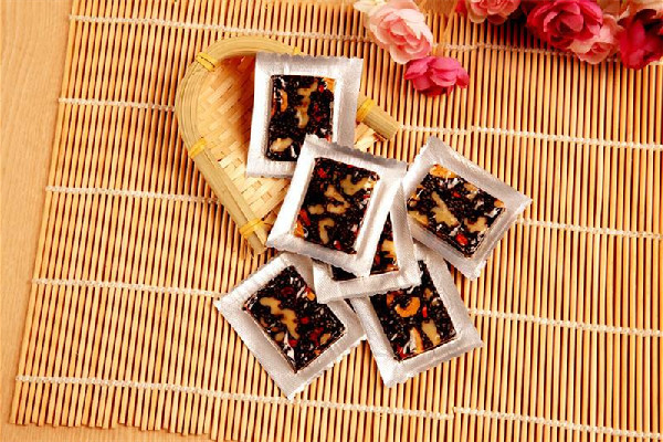 固元膏要熬多長(zhǎng)時(shí)間 固元膏要加水嗎 固元膏要熬多長(zhǎng)時(shí)間 固元膏要加水嗎