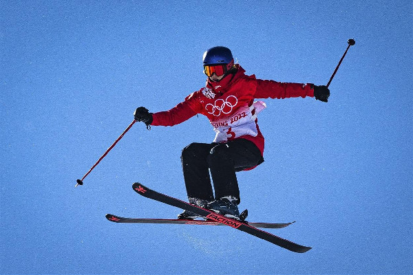 徐夢桃奪金!中國金牌數(shù)平歷史之最 徐夢桃名字是評(píng)書大師劉蘭芳取的