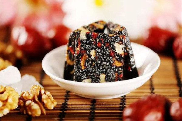 固元膏是什么皮做的 固元膏的制作方法和配料 固元膏是什么皮做的 固元膏的制作方法和配料