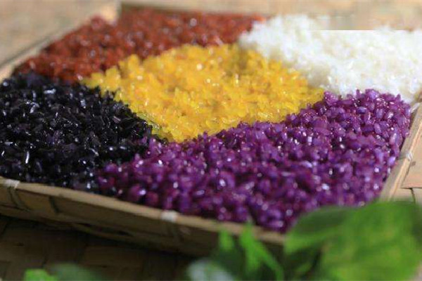 五色糯米飯的寓意是什么 五色糯米飯的由來(lái) 五色糯米飯的寓意是什么 五色糯米飯的由來(lái)