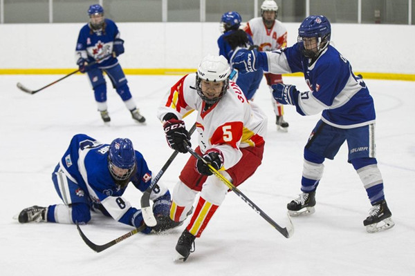 女子冰球加拿大全勝奪金 冰球比賽每場多少分鐘 女子冰球加拿大全勝奪金 冰球比賽每場多少分鐘