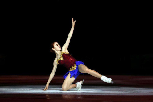 特魯索娃五個(gè)四周跳嗨翻賽場 四周跳的難度 特魯索娃五個(gè)四周跳嗨翻賽場 四周跳的難度