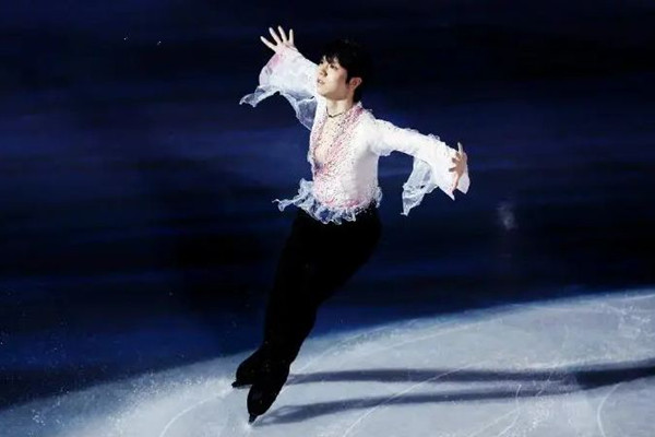 羽生結(jié)弦說(shuō)這是此生最受力挺比賽 北京冬奧會(huì)結(jié)束后還能買(mǎi)到冰墩