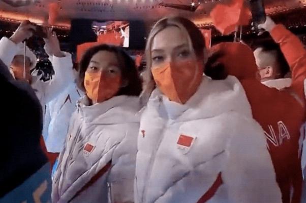 谷愛(ài)凌蘇翊鳴同框像在蹦迪 閉幕式央視解說(shuō)泰斗宋世雄再度出山 谷愛(ài)凌蘇翊鳴同框像在蹦迪 閉幕式央視解說(shuō)泰斗宋世雄再度出山