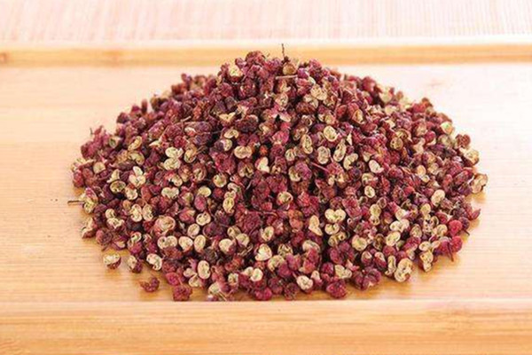 花椒泡腳可以減肥嗎 花椒泡腳可以治腳氣嗎 花椒泡腳可以減肥嗎 花椒泡腳可以治腳氣嗎