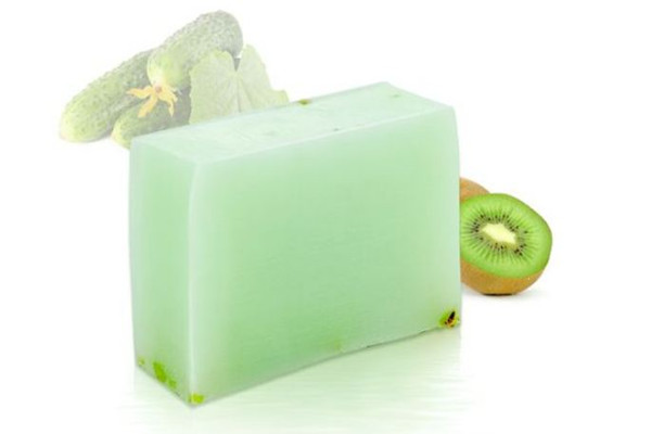 潔面皂能用來卸妝嗎 潔面皂能洗澡嗎 潔面皂能用來卸妝嗎 潔面皂能洗澡嗎