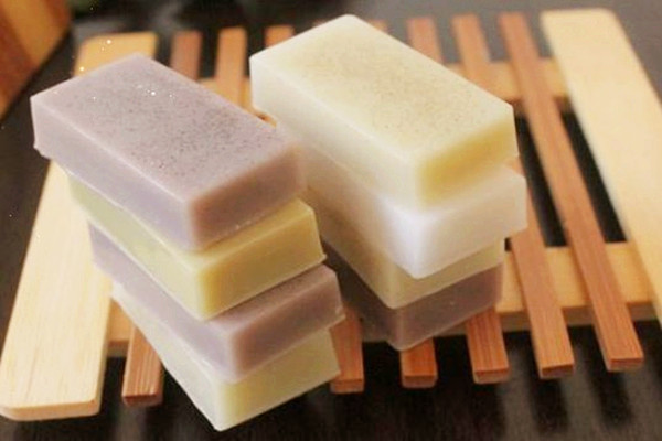 潔面皂有保質(zhì)期嗎 潔面皂過(guò)期了還能用嗎 潔面皂有保質(zhì)期嗎 潔面皂過(guò)期了還能用嗎