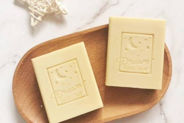 潔面皂洗臉對(duì)皮膚好嗎 潔面皂適合敏感肌嗎 潔面皂洗臉對(duì)皮膚好嗎 潔面皂適合敏感肌嗎