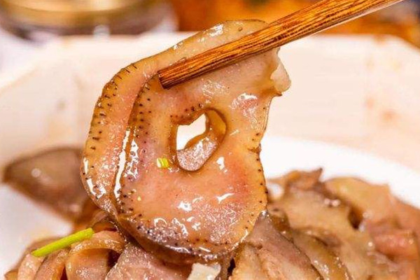 豬頭肉吃冷的還是熱的 豬頭肉吃多了對身體有害嗎 豬頭肉吃冷的還是熱的 豬頭肉吃多了對身體有害嗎