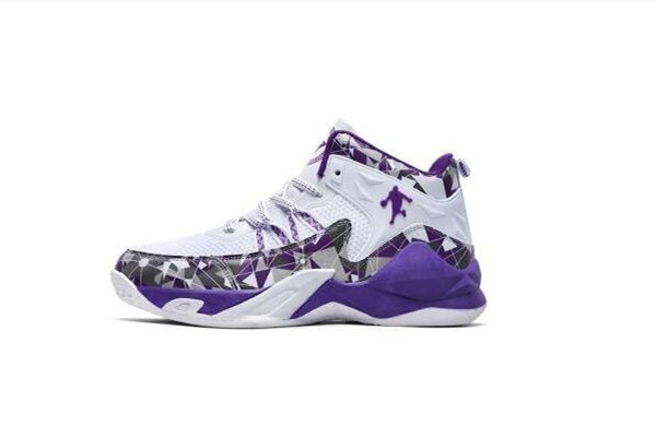 運(yùn)動鞋鞋帶總是松掉怎么辦 運(yùn)動鞋鞋帶怎么系