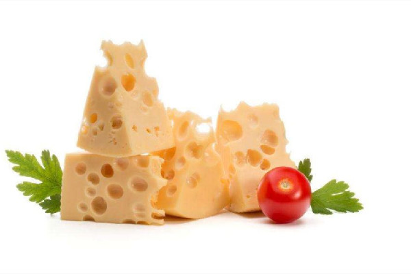 奶酪拉絲和不拉絲的區(qū)別 奶酪買什么樣的好 奶酪拉絲和不拉絲的區(qū)別 奶酪買什么樣的好