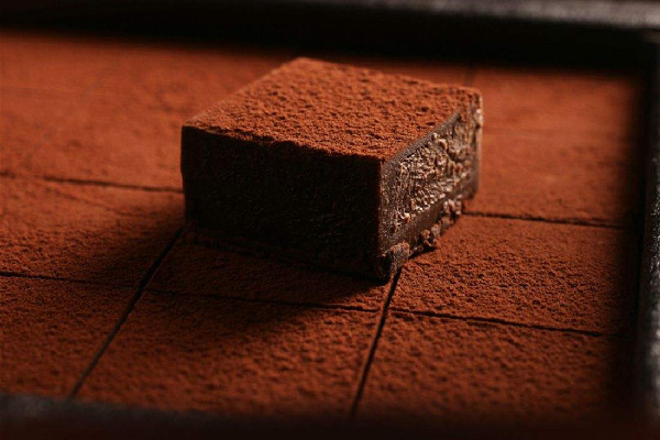 生巧是什么意思 生巧和普通巧克力有什么區(qū)別 生巧是什么意思 生巧和普通巧克力有什么區(qū)別