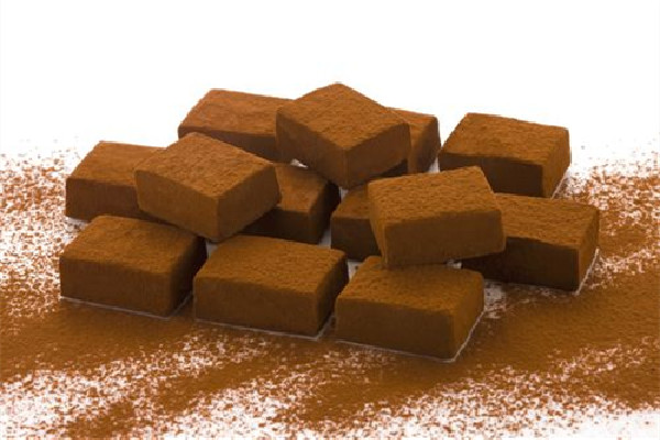 生巧克力會發(fā)胖嗎 生巧克力有糖嗎 生巧克力會發(fā)胖嗎 生巧克力有糖嗎