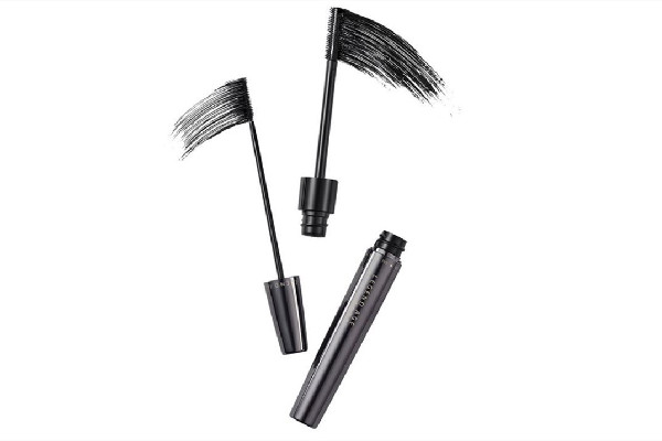 睫毛膏是黑色好還是棕色好 睫毛膏有幾種顏色 睫毛膏是黑色好還是棕色好 睫毛膏有幾種顏色