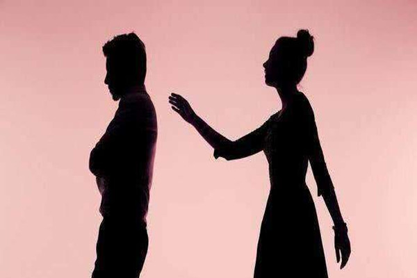 夫妻分居是什么意思 夫妻分居不離婚誰吃虧 夫妻分居是什么意思 夫妻分居不離婚誰吃虧