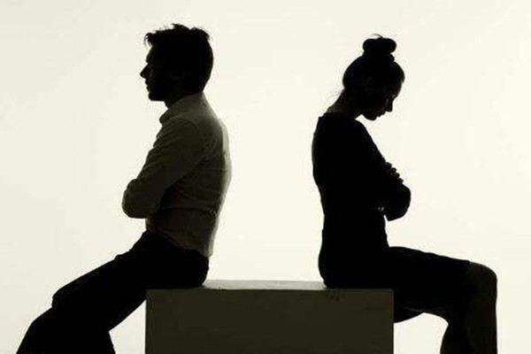 夫妻分居是什么意思 夫妻分居不離婚誰吃虧 夫妻分居是什么意思 夫妻分居不離婚誰吃虧