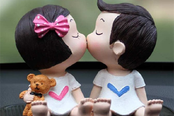 讓女生腿軟的接吻方式 接吻時(shí)女生會(huì)不會(huì)出現(xiàn)生理反應(yīng) 讓女生腿軟的接吻方式 接吻時(shí)女生會(huì)不會(huì)出現(xiàn)生理反應(yīng)