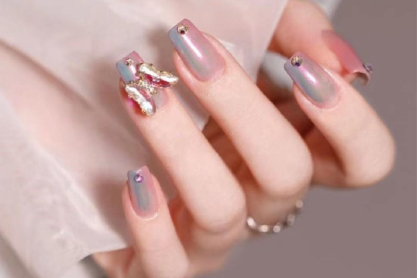 抖音最火的美甲 美甲什么膠最好 抖音最火的美甲 美甲什么膠最好