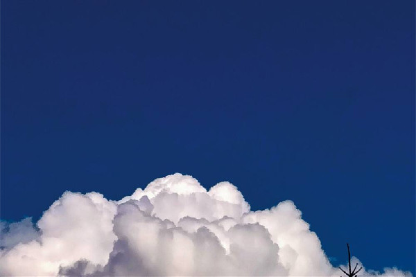 克萊因藍(lán)代表什么寓意 克萊因藍(lán)的由來(lái)