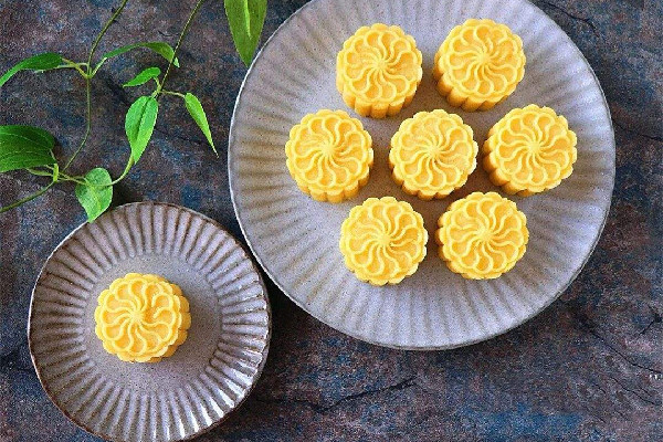 綠豆糕適合老年人吃嗎 綠豆糕升糖指數(shù)高嗎 綠豆糕適合老年人吃嗎 綠豆糕升糖指數(shù)高嗎