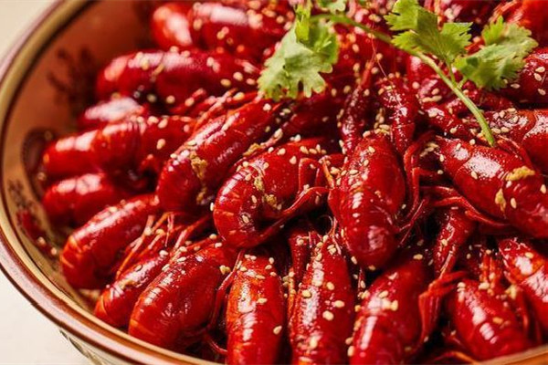 小龍蝦煮時(shí)間長了會(huì)縮嗎 小龍蝦煮的時(shí)間越長越好嗎