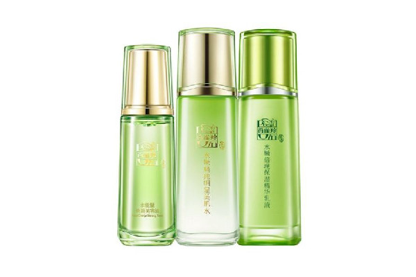 百雀羚使用順序 百雀羚可以修復(fù)紅血絲嗎 百雀羚使用順序 百雀羚可以修復(fù)紅血絲嗎