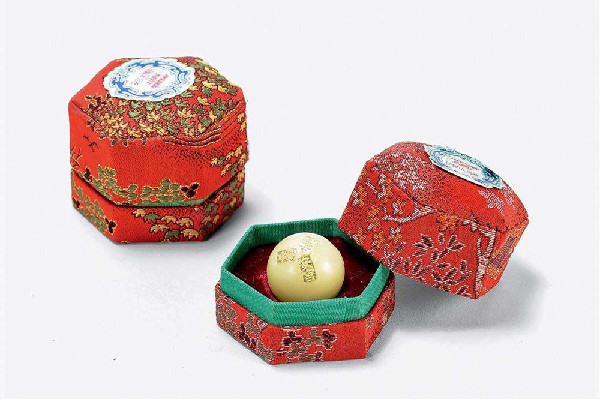 安宮牛黃丸怎么辨別真?zhèn)?安宮牛黃丸是醫(yī)保報銷藥嗎 安宮牛黃丸怎么辨別真?zhèn)?安宮牛黃丸是醫(yī)保報銷藥嗎