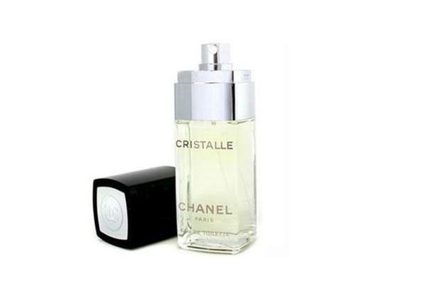 香奈兒香水放一年還能用嗎 香奈兒香水放久了味道會(huì)變嗎 香奈兒香水放一年還能用嗎 香奈兒香水放久了味道會(huì)變嗎