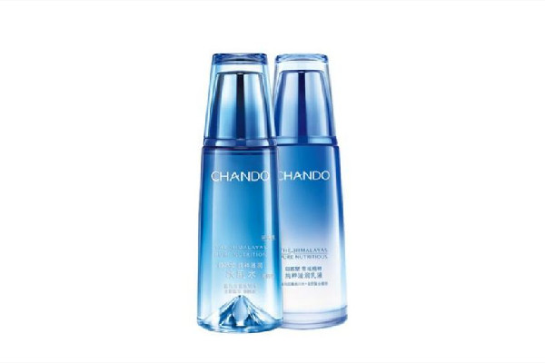 自然堂雪域精粹適合什么年齡 自然堂水乳適合什么膚質(zhì) 自然堂雪域精粹適合什么年齡 自然堂水乳適合什么膚質(zhì)