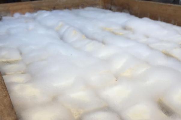 毛豆腐的營(yíng)養(yǎng)與功效 毛豆腐對(duì)人身體有害嗎 毛豆腐的營(yíng)養(yǎng)與功效 毛豆腐對(duì)人身體有害嗎