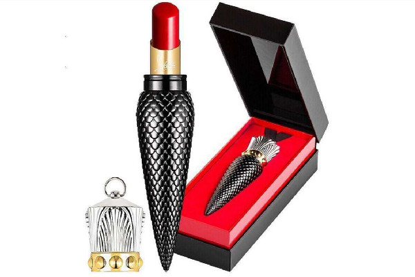 口紅哪個(gè)牌子最好用排行旁 口紅有哪些大品牌 口紅哪個(gè)牌子最好用排行旁 口紅有哪些大品牌