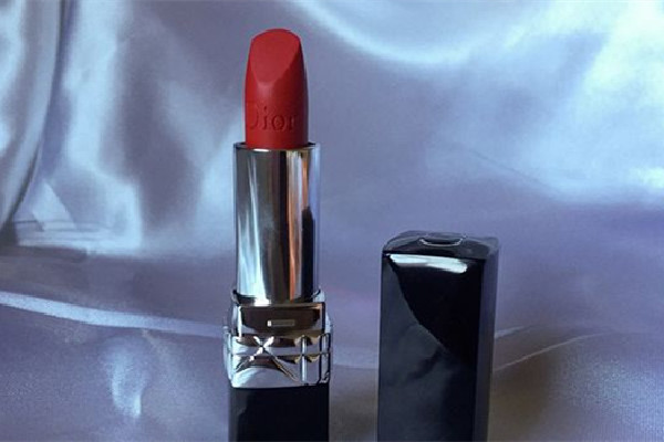 口紅是迪奧好還是tf好 口紅買貴的和不貴的有什么區(qū)別 口紅是迪奧好還是tf好 口紅買貴的和不貴的有什么區(qū)別