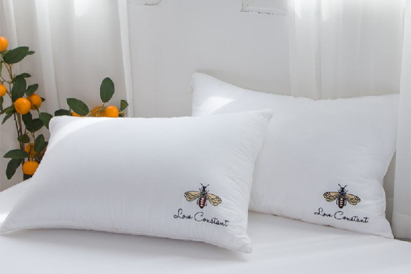 枕頭多高對頸椎好 枕頭高點好還是低點好 枕頭多高對頸椎好 枕頭高點好還是低點好