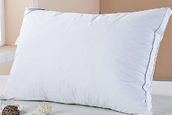 枕頭多久換一個(gè)新的 枕頭需要枕巾嗎 枕頭多久換一個(gè)新的 枕頭需要枕巾嗎