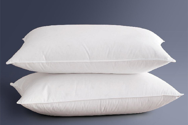 枕頭多久換一個(gè)新的 枕頭需要枕巾嗎 枕頭多久換一個(gè)新的 枕頭需要枕巾嗎