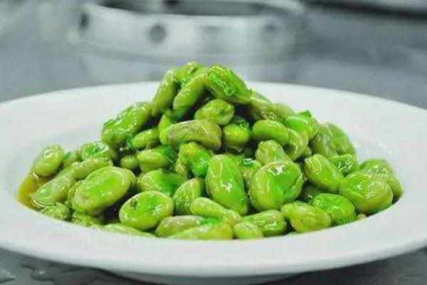 蠶豆有三種人不能吃 蠶豆有苦味還能吃嗎 蠶豆有三種人不能吃 蠶豆有苦味還能吃嗎