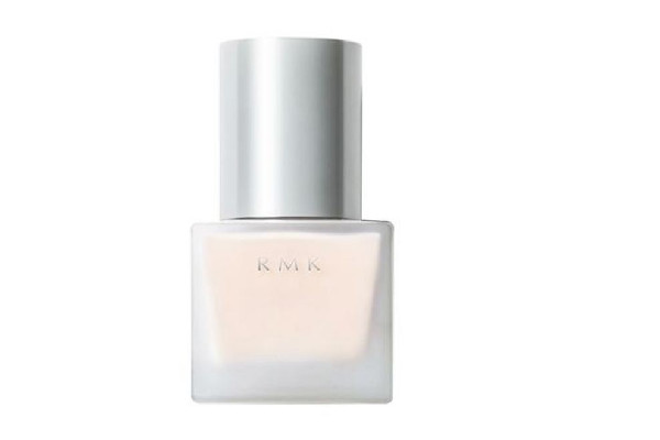 隔離霜在粉底液先前用還是后用 隔離霜可以直接涂臉上嗎 隔離霜在粉底液先前用還是后用 隔離霜可以直接涂臉上嗎